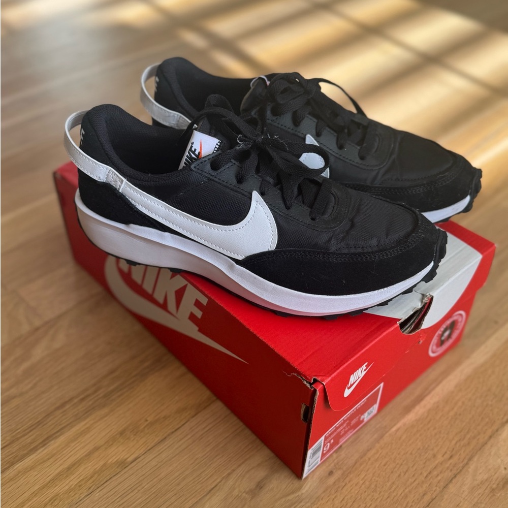 Nike Women’s Waffle Debut Black and White  Athletic Shoes